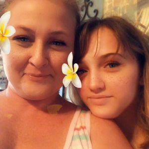 Meet your Posher, Angie